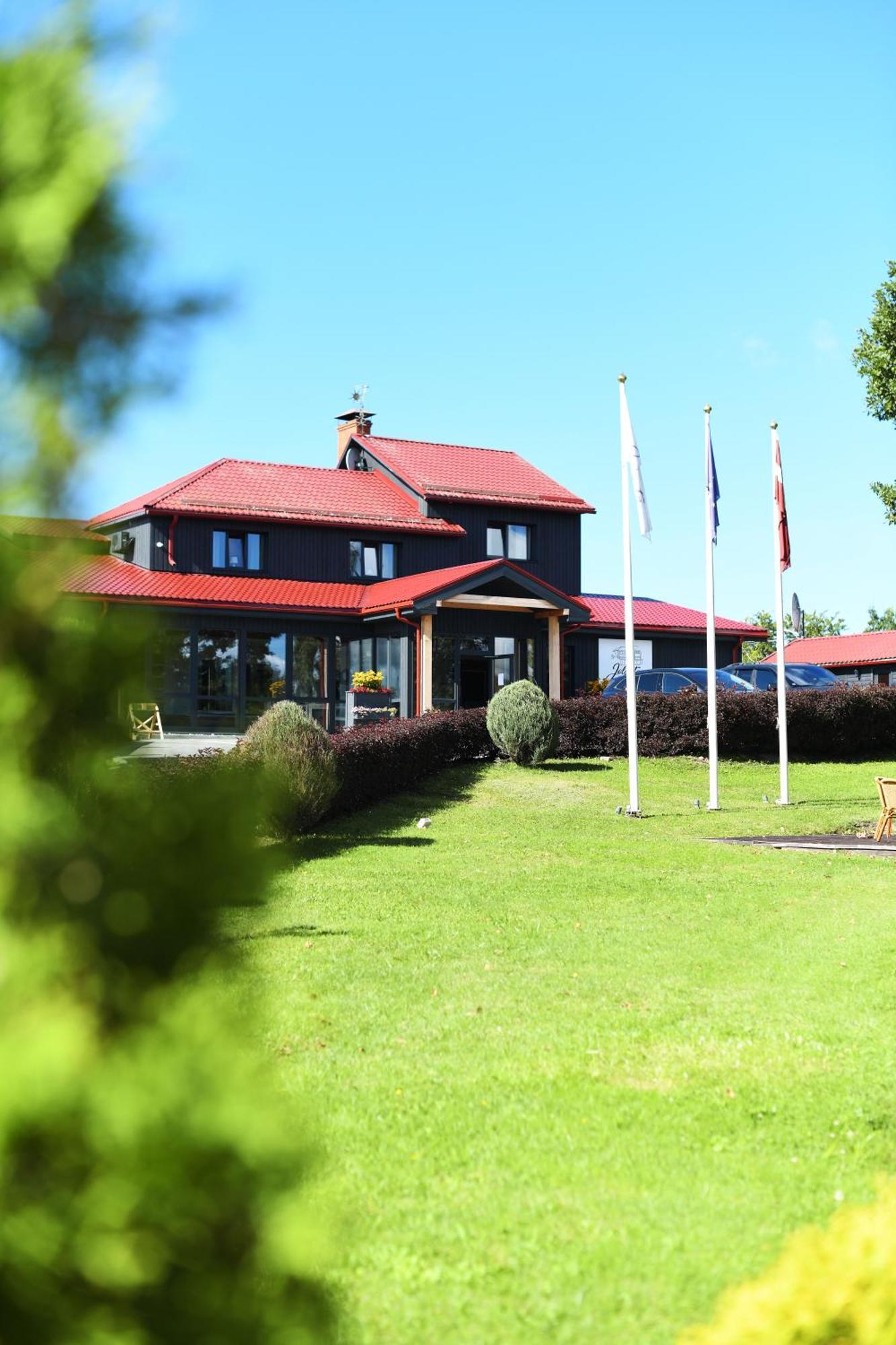 Jolanta Hotell Alūksne Exteriör bild